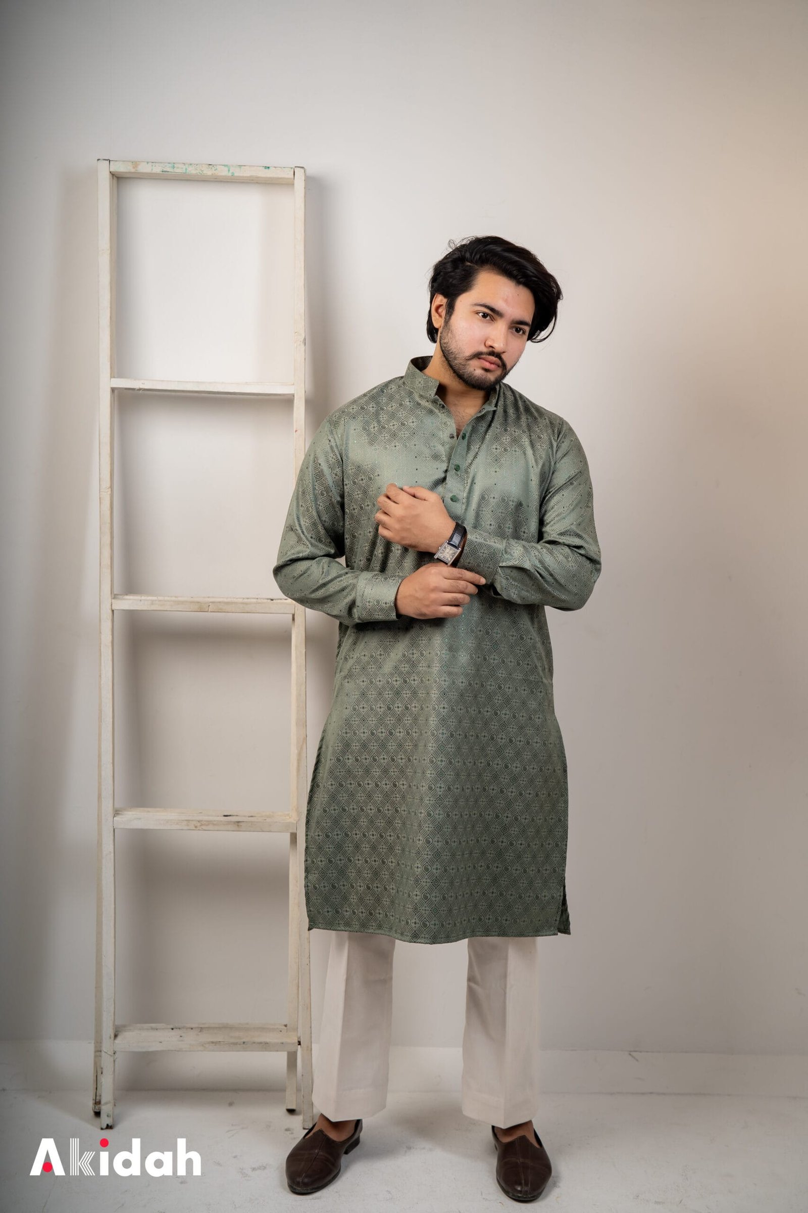 Emerald Grid: Sage Green