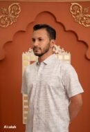 Linear Comfort: Graphite Mist