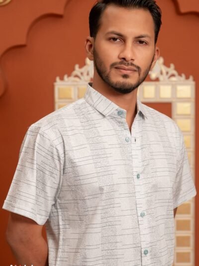 Linear Comfort: Forest Liner Green