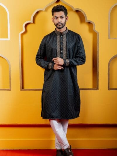 Infinite Onyx: Classic Jet Black