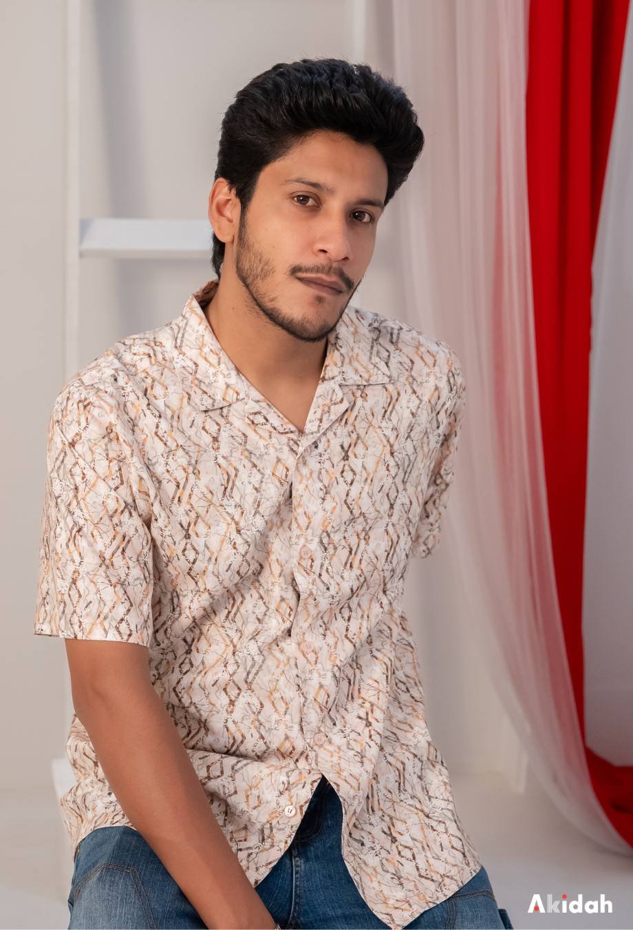 Radiant Mosaic: Sandy Mosaic casual